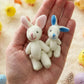 Najsłodszy prezent wielkanocny-🐇 Królicza mama w małej, pluszowej blaszanej puszce